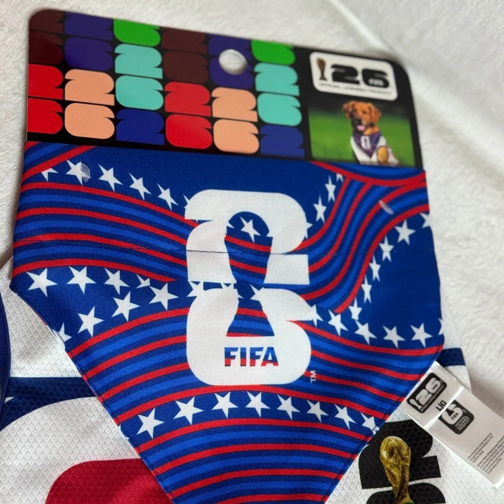 FIFA USA Dog Shirt/Bandana Official Licensed Soccer World Cup Size Large  NWT